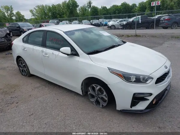3KPF24AD0LE209439 2020 KIA FORTE - Image 1