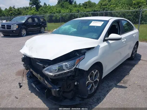 3KPF24AD0LE209599 2020 KIA FORTE - Image 2