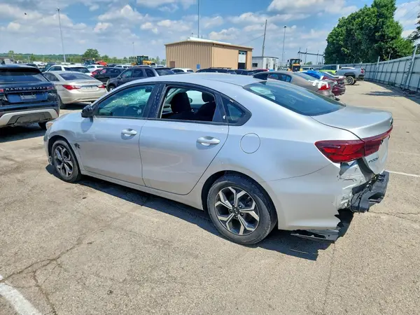 3KPF24AD0LE212311 2020 KIA FORTE - Image 2