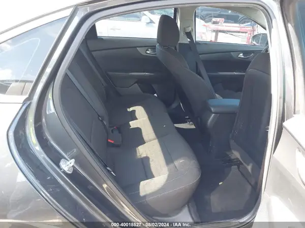3KPF24AD0LE212518 2020 KIA FORTE - Image 8