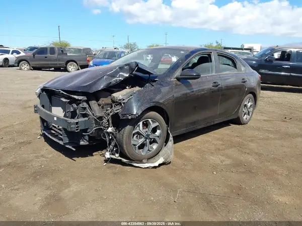 3KPF24AD0LE223129 2020 KIA FORTE - Image 2