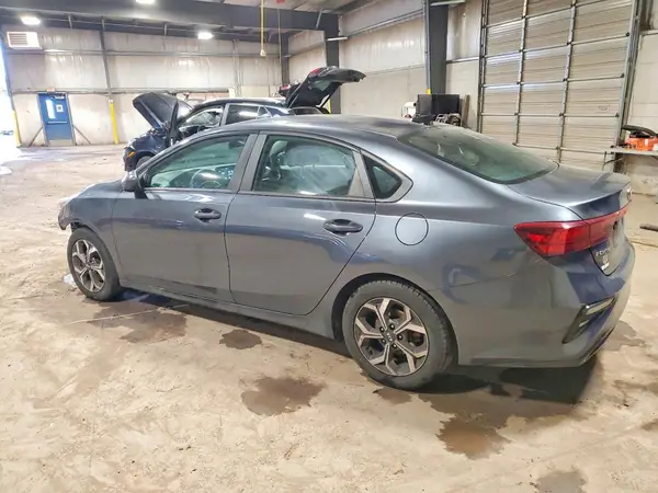 3KPF24AD0LE224085 2020 KIA FORTE - Image 2