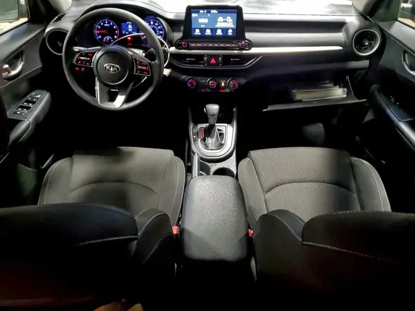 3KPF24AD0LE224085 2020 KIA FORTE - Image 8