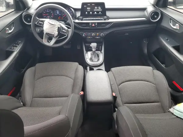 3KPF24AD0LE227861 2020 KIA FORTE - Image 8