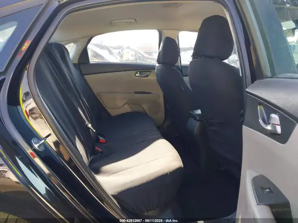 3KPF24AD0LE228301 2020 KIA FORTE - Image 8