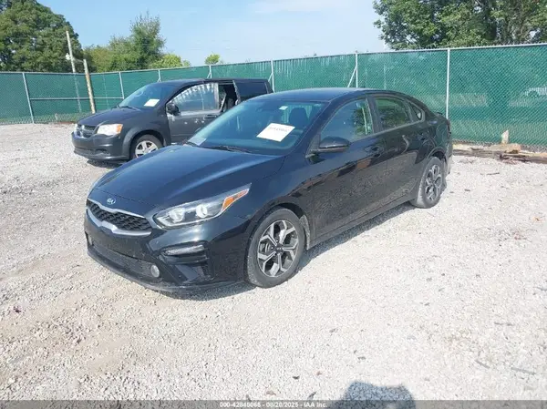 3KPF24AD0LE235345 2020 KIA FORTE - Image 2