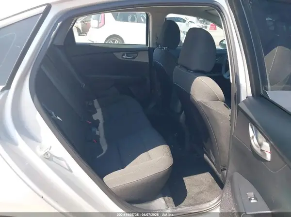 3KPF24AD0LE236513 2020 KIA FORTE - Image 8