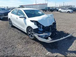 3KPF24AD0LE240268 2020 KIA FORTE