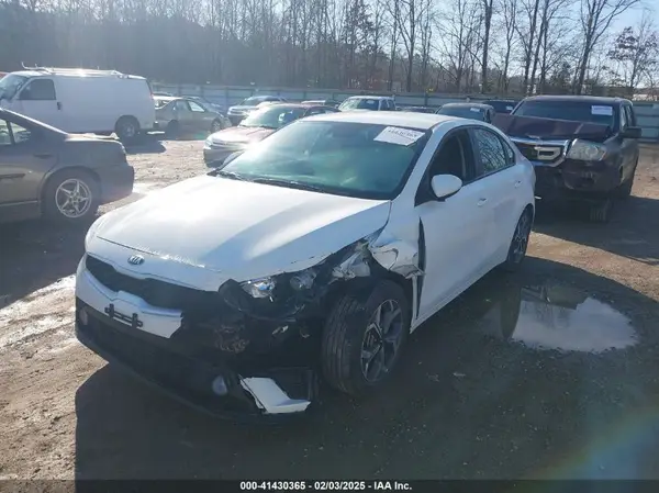 3KPF24AD0LE243512 2020 KIA FORTE - Image 2
