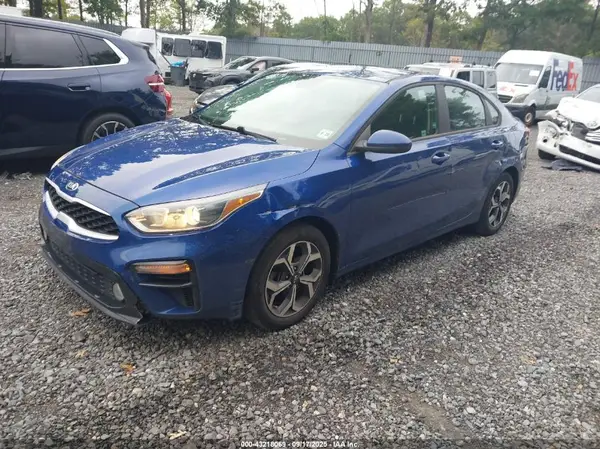3KPF24AD0LE245549 2020 KIA FORTE - Image 2