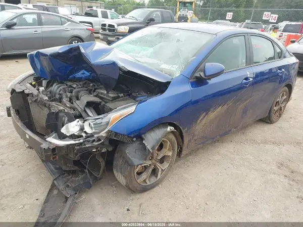 3KPF24AD0LE248774 2020 KIA FORTE - Image 2
