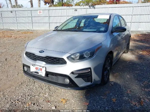 3KPF24AD0LE253540 2020 KIA FORTE - Image 2