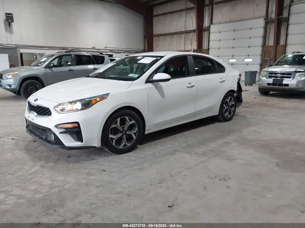 3KPF24AD0LE255174 2020 KIA FORTE - Image 2