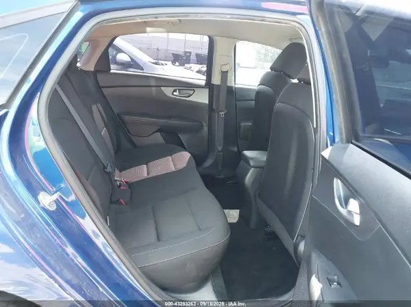3KPF24AD0LE257524 2020 KIA FORTE - Image 8