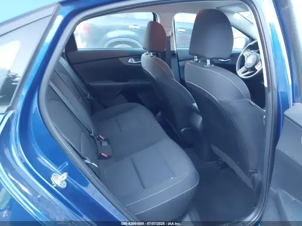 3KPF24AD0ME262840 2021 KIA FORTE - Image 8