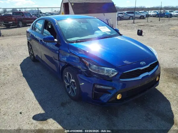 3KPF24AD0ME264586 2021 KIA FORTE - Image 1