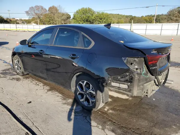 3KPF24AD0ME266743 2021 KIA FORTE - Image 2