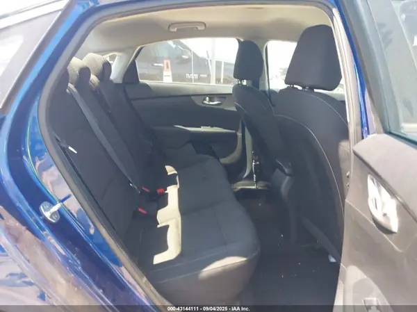 3KPF24AD0ME266774 2021 KIA FORTE - Image 8