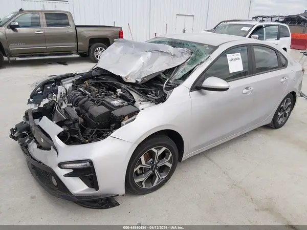 3KPF24AD0ME266824 2021 KIA FORTE - Image 2