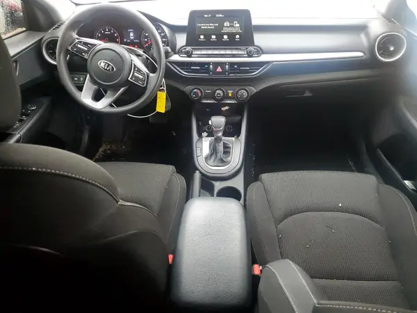 3KPF24AD0ME266886 2021 KIA FORTE - Image 8