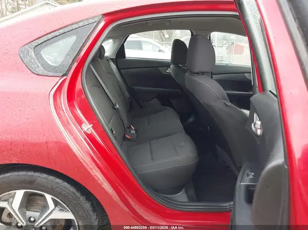 3KPF24AD0ME267164 2021 KIA FORTE - Image 8
