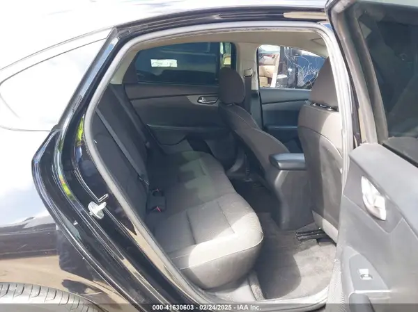 3KPF24AD0ME267391 2021 KIA FORTE - Image 8