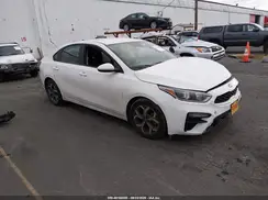 3KPF24AD0ME268136 2021 KIA FORTE