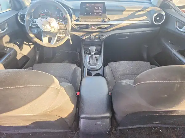 3KPF24AD0ME271828 2021 KIA FORTE - Image 8