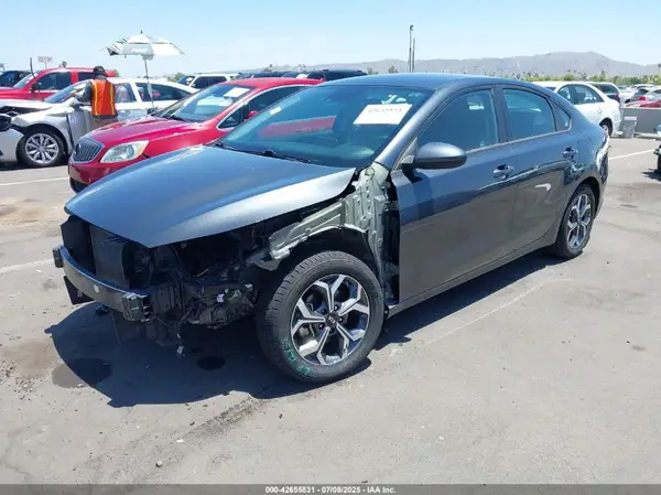 3KPF24AD0ME273434 2021 KIA FORTE - Image 2