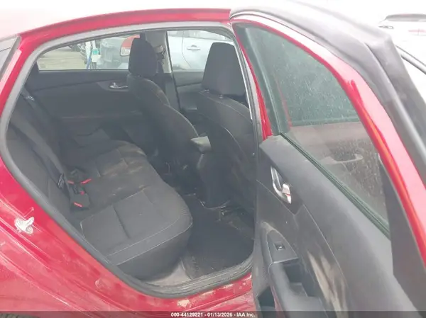 3KPF24AD0ME275765 2021 KIA FORTE - Image 8