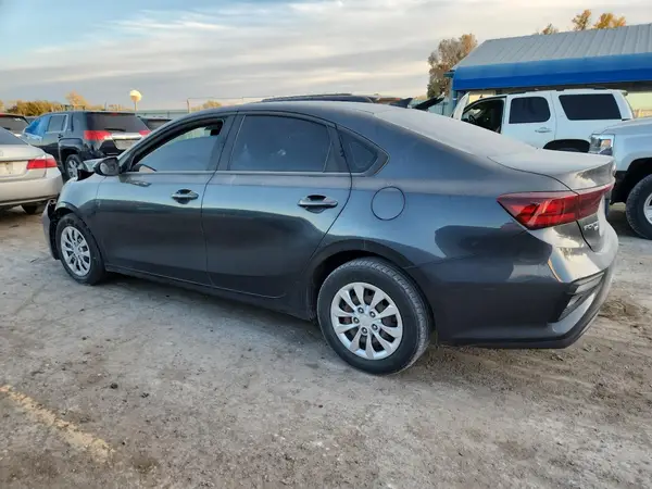 3KPF24AD0ME275779 2021 KIA FORTE - Image 2