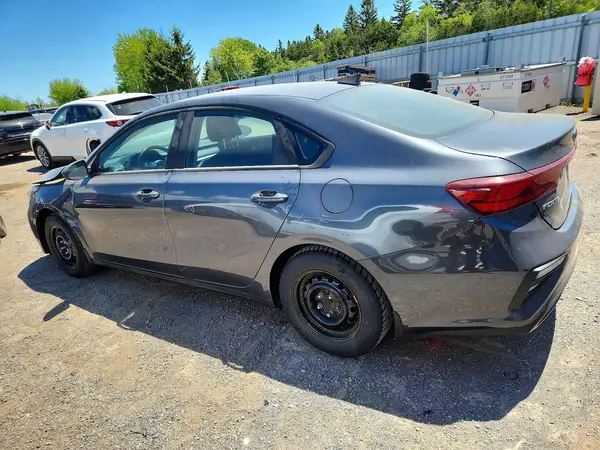3KPF24AD0ME275815 2021 KIA FORTE - Image 2