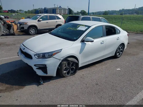 3KPF24AD0ME276057 2021 KIA FORTE - Image 2