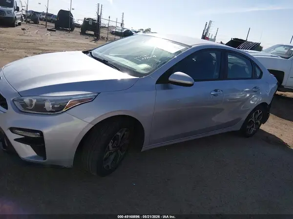 3KPF24AD0ME280657 2021 KIA FORTE - Image 2