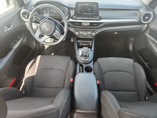 3KPF24AD0ME281145 2021 KIA FORTE - Image 8