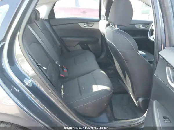 3KPF24AD0ME284966 2021 KIA FORTE - Image 8