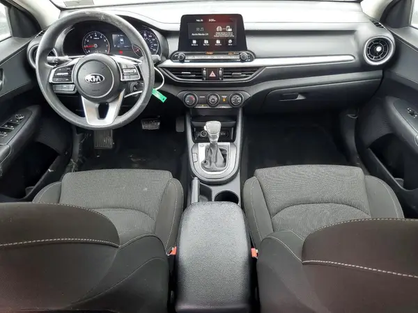 3KPF24AD0ME285177 2021 KIA FORTE - Image 8