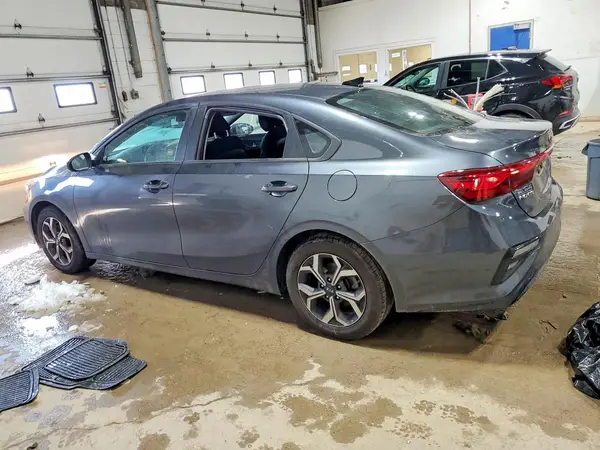 3KPF24AD0ME288631 2021 KIA FORTE - Image 2