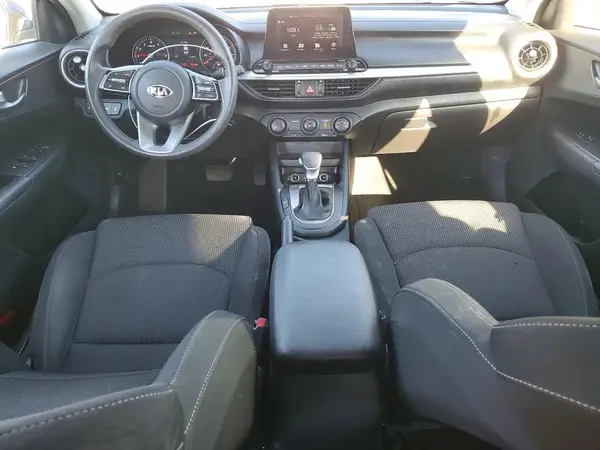 3KPF24AD0ME288645 2021 KIA FORTE - Image 8