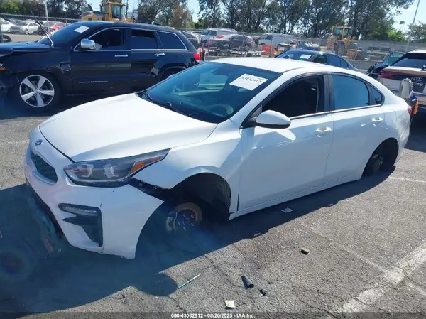 3KPF24AD0ME290265 2021 KIA FORTE - Image 2