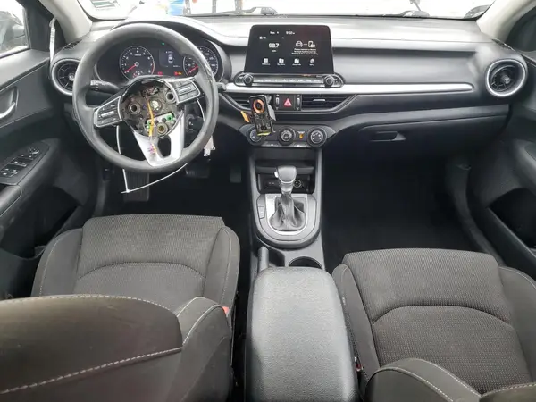 3KPF24AD0ME291030 2021 KIA FORTE - Image 8