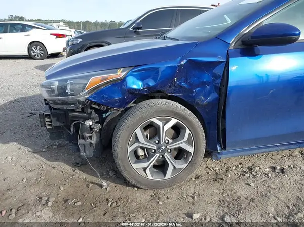 2021 KIA FORTE auction photo 6