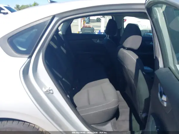 3KPF24AD0ME294932 2021 KIA FORTE - Image 8