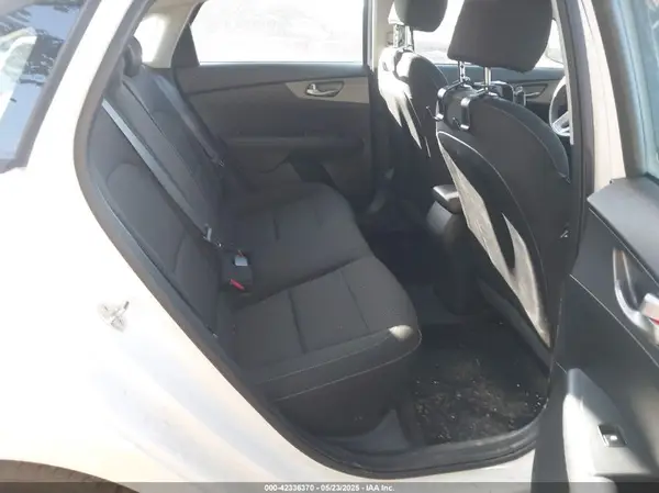 3KPF24AD0ME304231 2021 KIA FORTE - Image 8