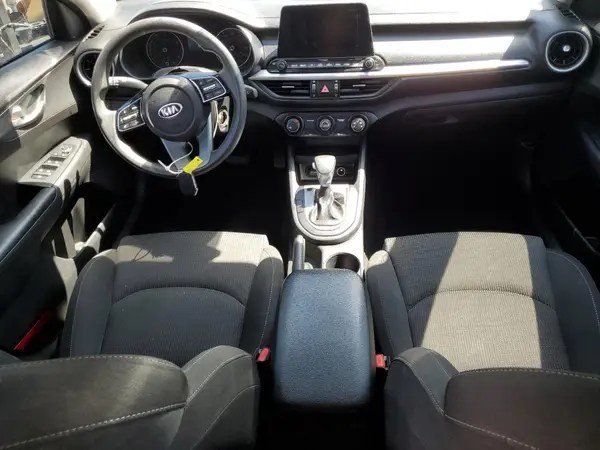 3KPF24AD0ME304343 2021 KIA FORTE - Image 8