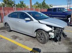 3KPF24AD0ME306318 2021 KIA FORTE