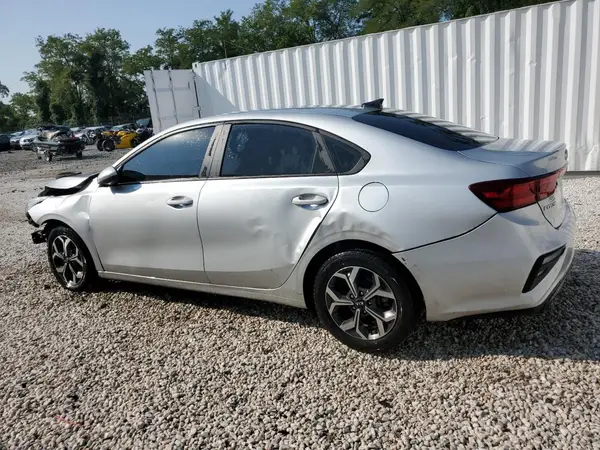 3KPF24AD0ME307727 2021 KIA FORTE - Image 2
