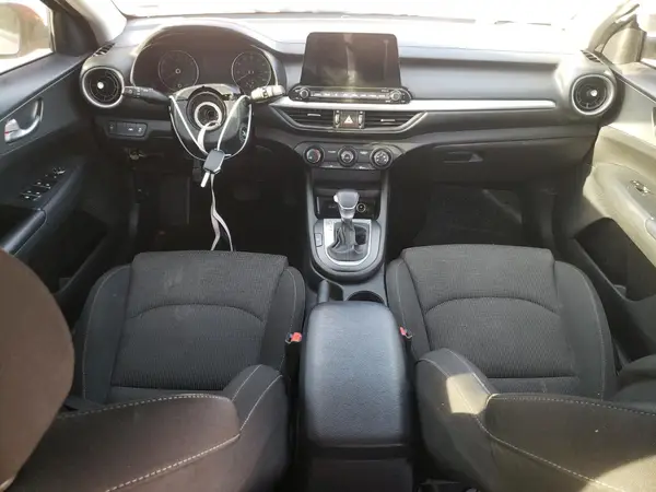 3KPF24AD0ME309221 2021 KIA FORTE - Image 8