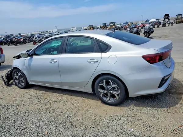 3KPF24AD0ME310594 2021 KIA FORTE - Image 2