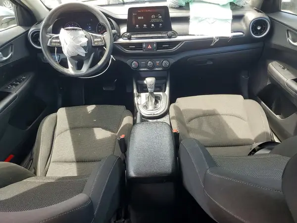 3KPF24AD0ME310594 2021 KIA FORTE - Image 8